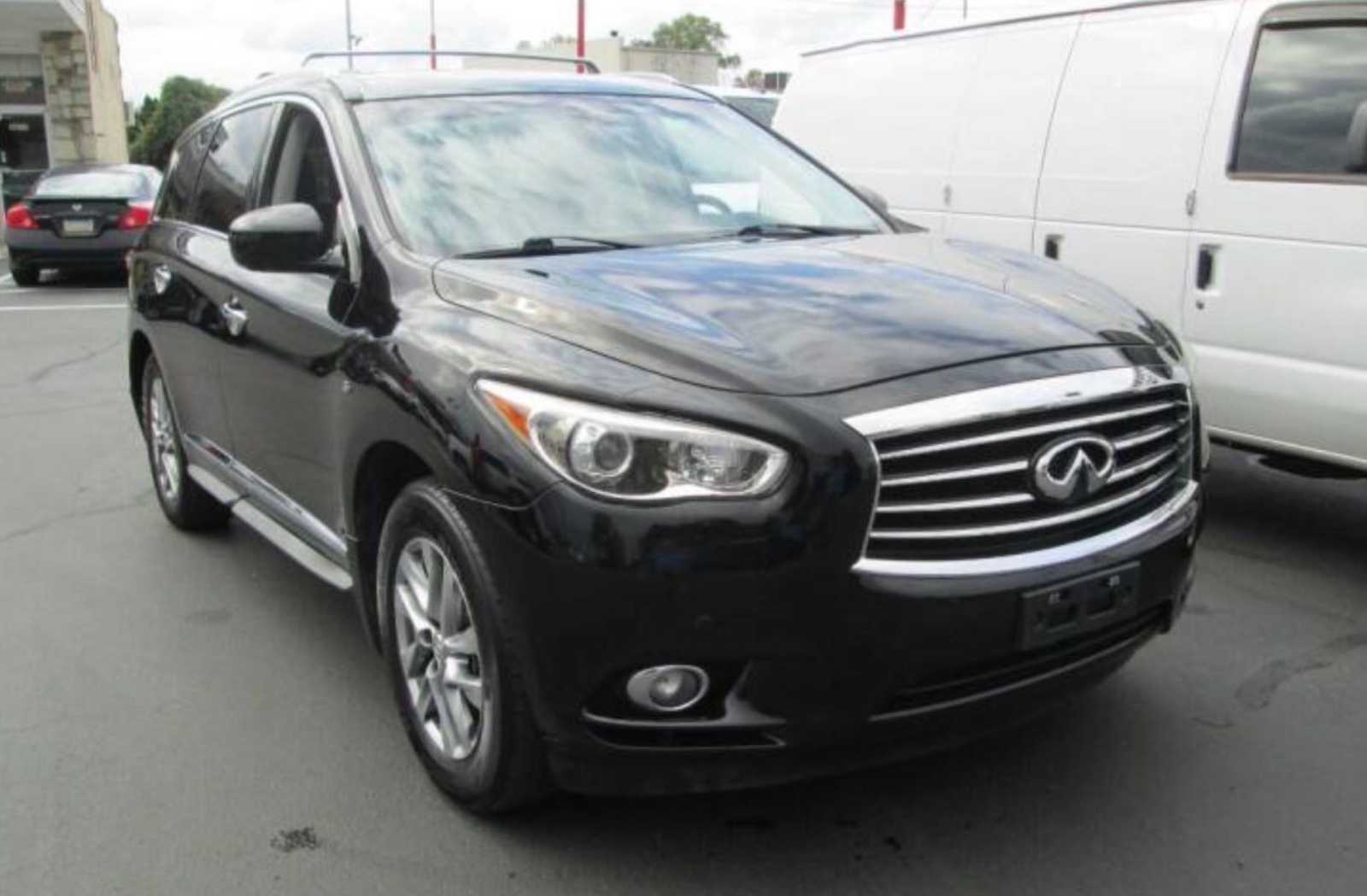 2014 Infiniti QX60 AWD SUV priced at 12,995 photo 1