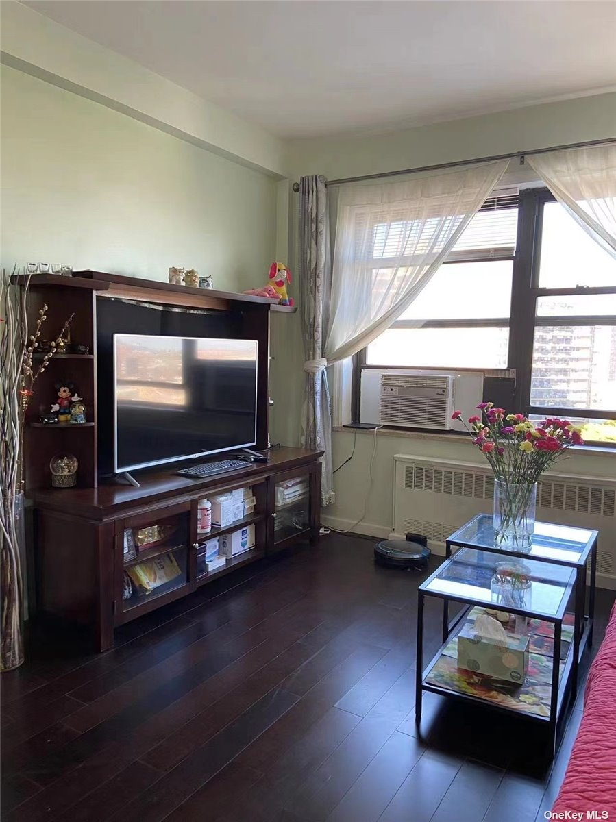 捡漏29.9万美金购黄金地段合作公寓