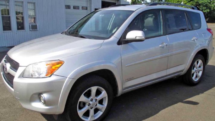 2012 Toyota RAV4 4WD Limited priced at 12,850