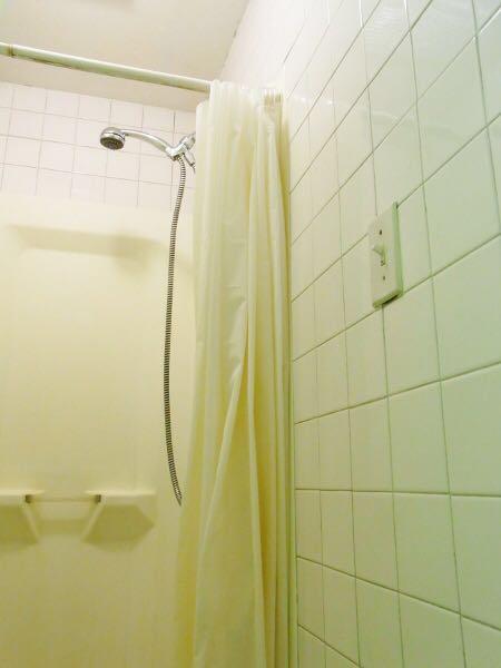 纽约市曼哈顿中城超便宜SRO公寓_1350月包水,暖,电