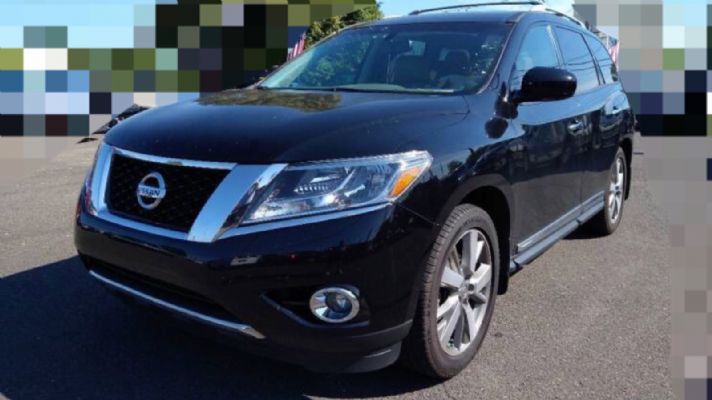2013 Nissan Pathfinder Platinum 4x4 priced at 14,350