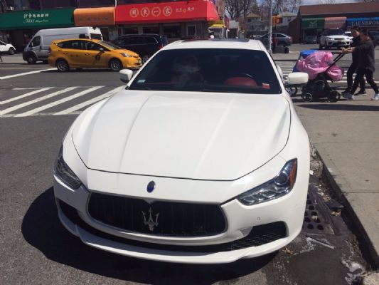 For sale 2015 Maserati GHIBLI 35000mileage, top configuration