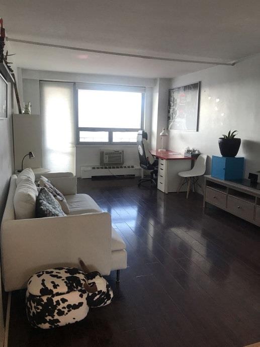 纽约皇后区带家具出租一室一厅1850月包水暖煤