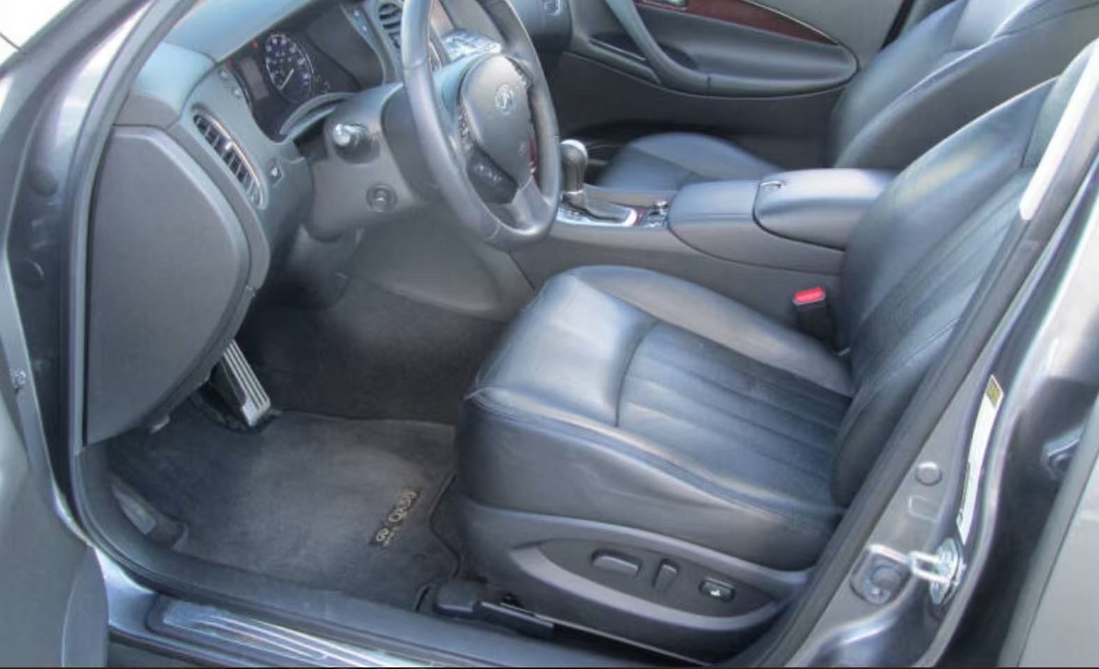 2017 Infiniti QX50 AWD Crossover priced at 15,995 photo 5