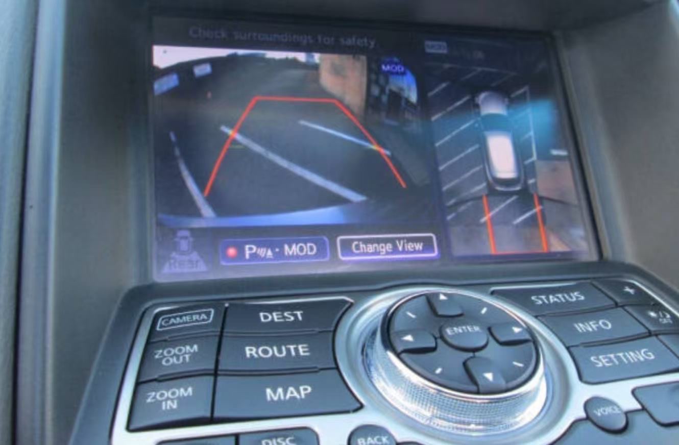 2017 Infiniti QX50 AWD Crossover priced at 15,995 photo 4