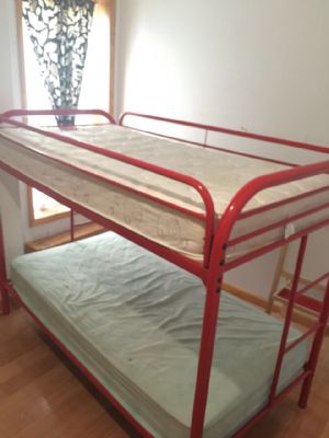 Urgent sale for moving children's bunk bed, matching mattress, drawing board, solid wood classic sofa