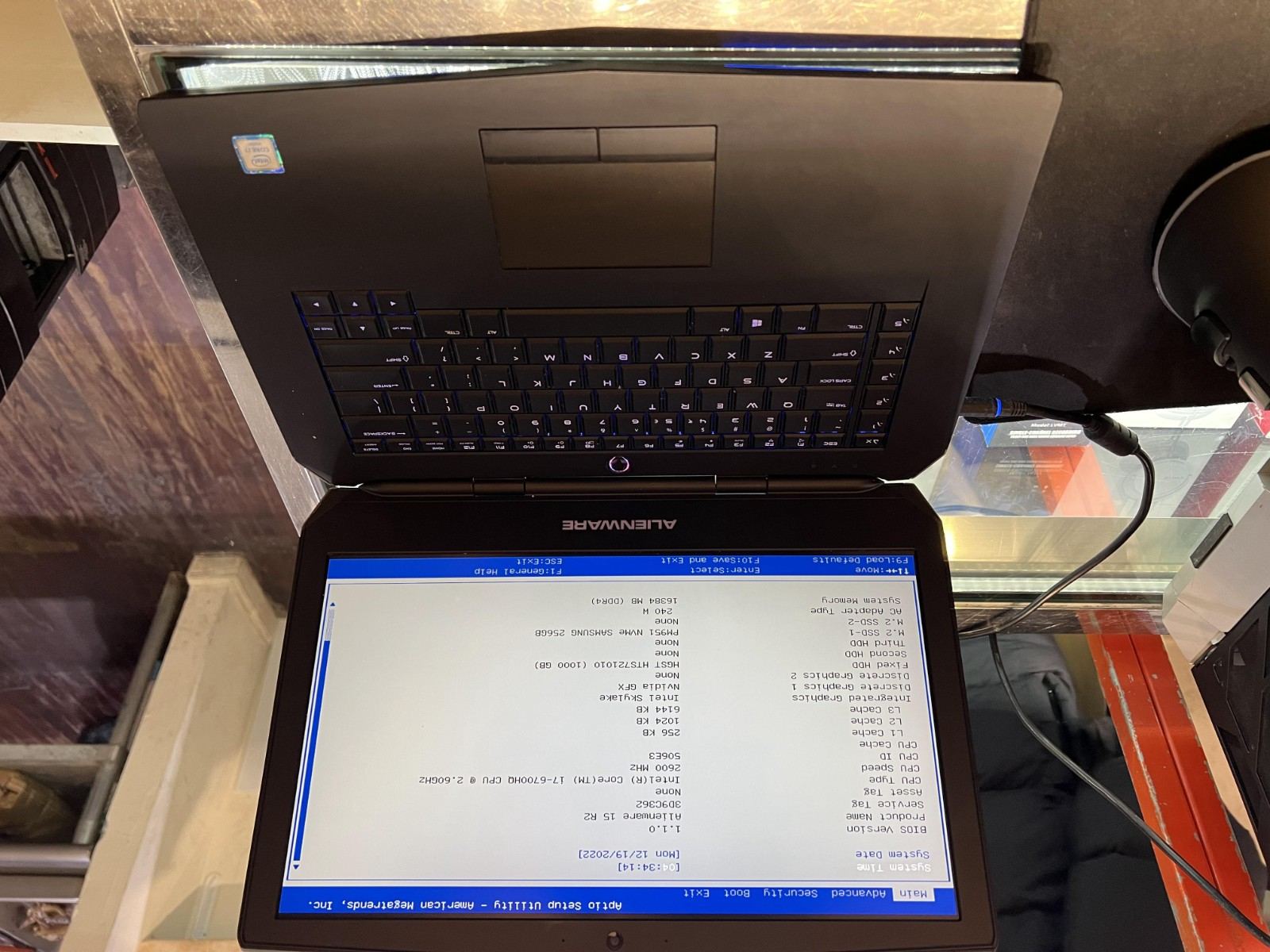 Alienware M15 r4 & Alienware 15 r2