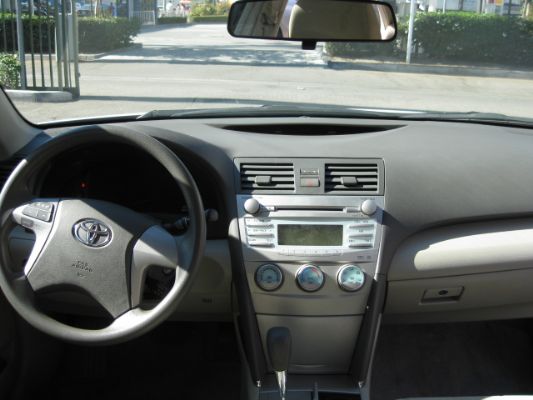 08 Toyota Camry LE 图片 6