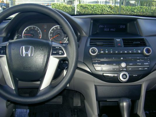 09 Honda Accord LX 图片 3