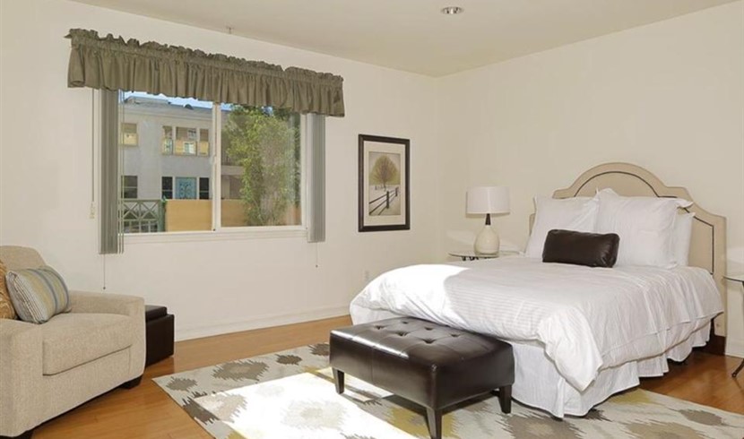 時尚尖端一房CONDO 出售 图片 1