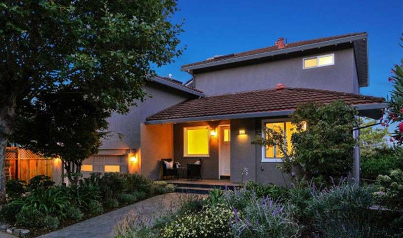 Modern house with elegant and chic interior design photo 2