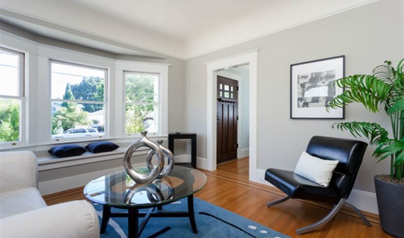 Burlingame Residences with All the Conveniences photo 5