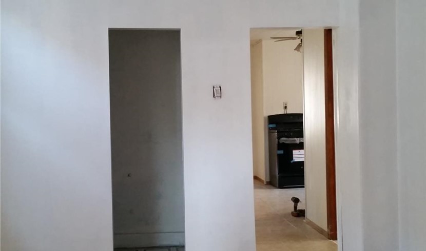 Newly renovated four-bedroom and three-living room for rent, new refrigerator and stove, newly installed central air-conditioning and heating photo 5