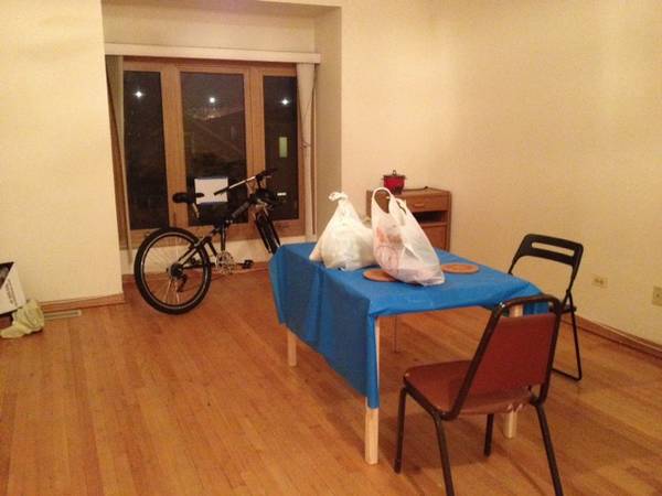 UIC西校区,12月8号起转租,拎包入住