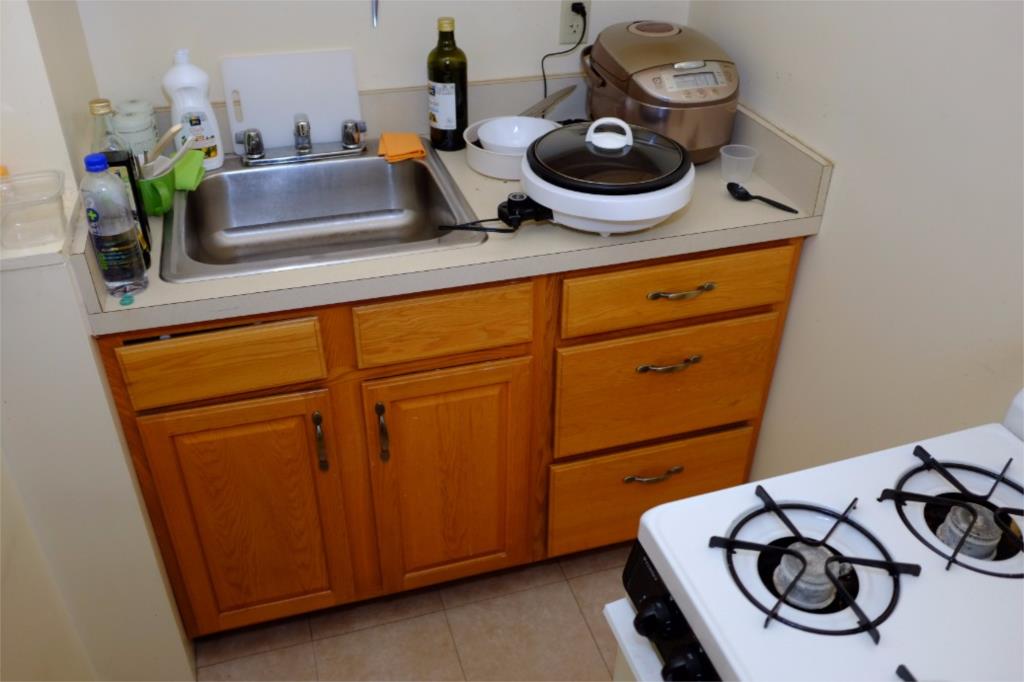 [Fenway][包水暖] 宽敞优质Studio火热出租中！