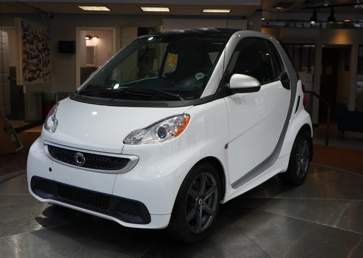 The magic car for food delivery, a great tool for beginners to practice their skills