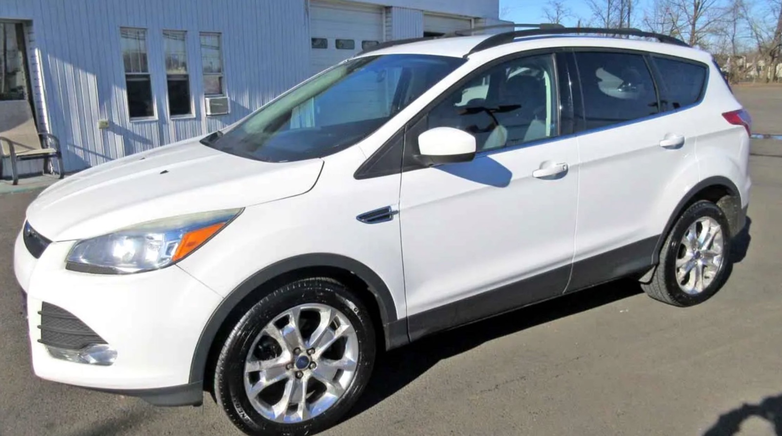 2013 Ford Escape 4WD Ford SUV, priced at 8,900