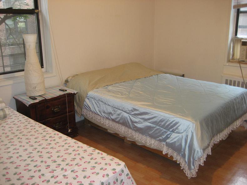 紐約皇后客居 三分鐘七號地鐵總站