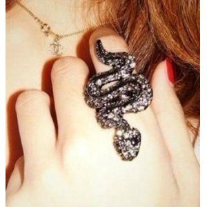 复古夸张立体闪钻蛇形韩版潮人戒指