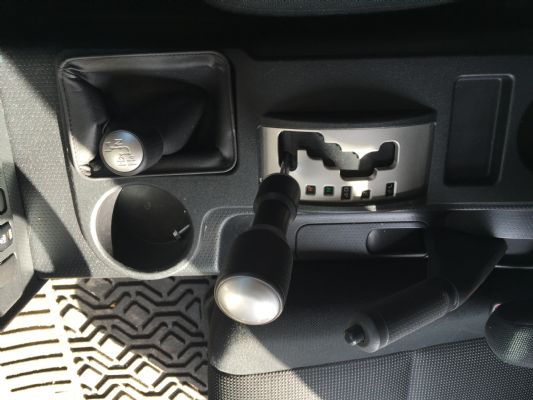 The lowest price on the market Toyota FJ Cruiser 07 model with low mileage photo 7