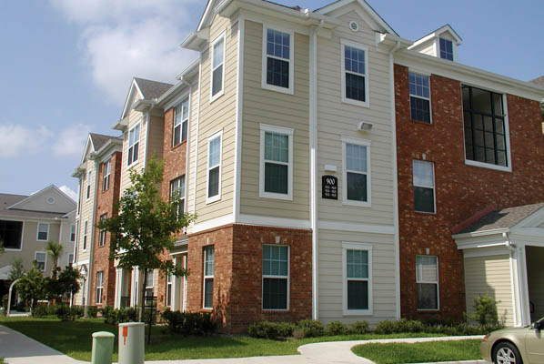 好区2B2B找女室友