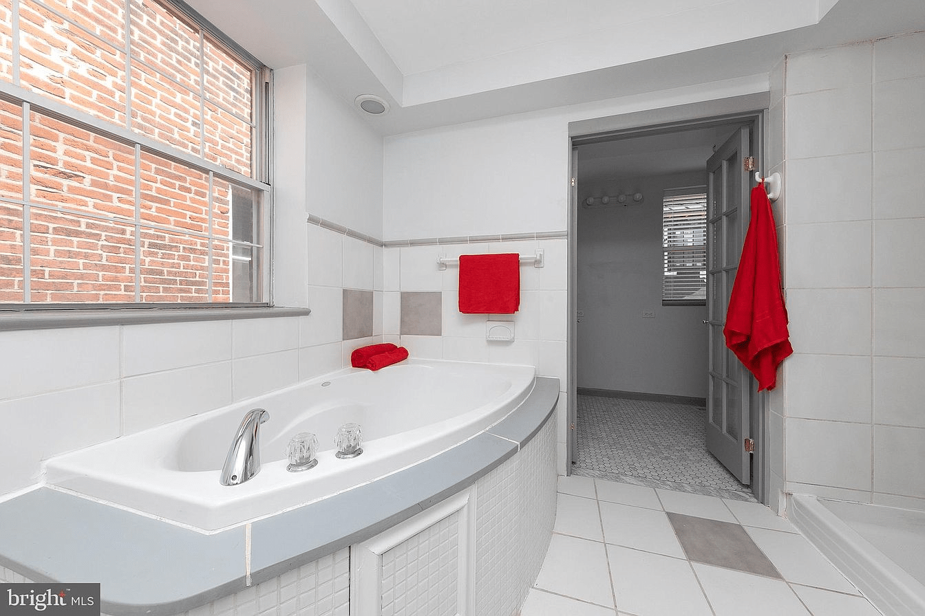 南费城 一家庭屋主自售