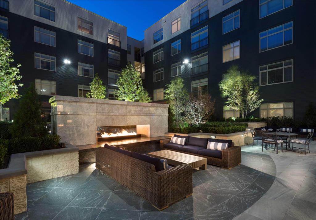 新蓋電梯公寓 找一位女室友