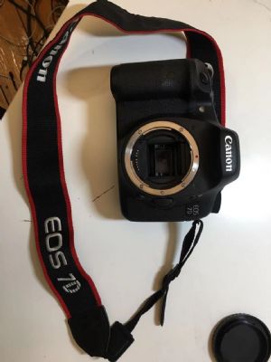 EOS 7D Bundle!!! [相机]