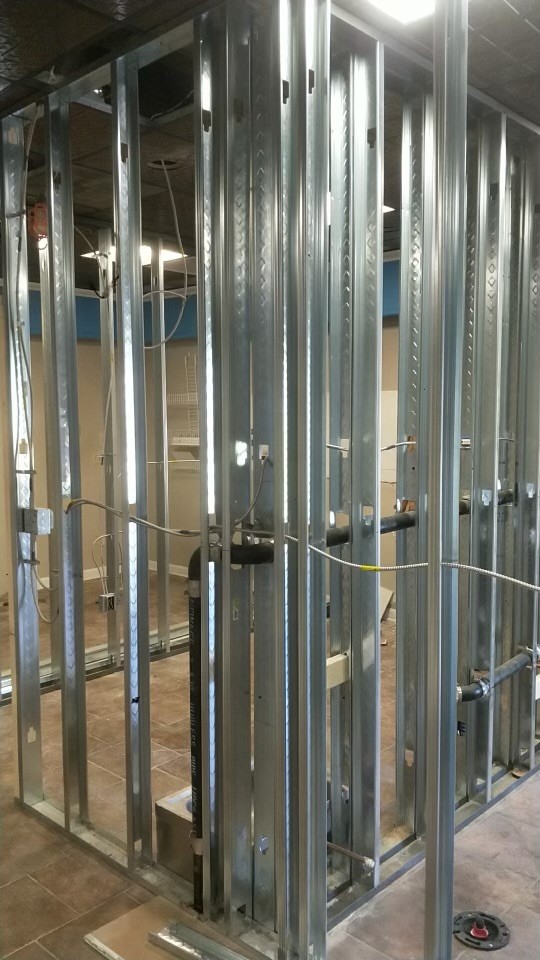 华记装修公司857-214-9380 波士顿门窗-地板-卷闸门