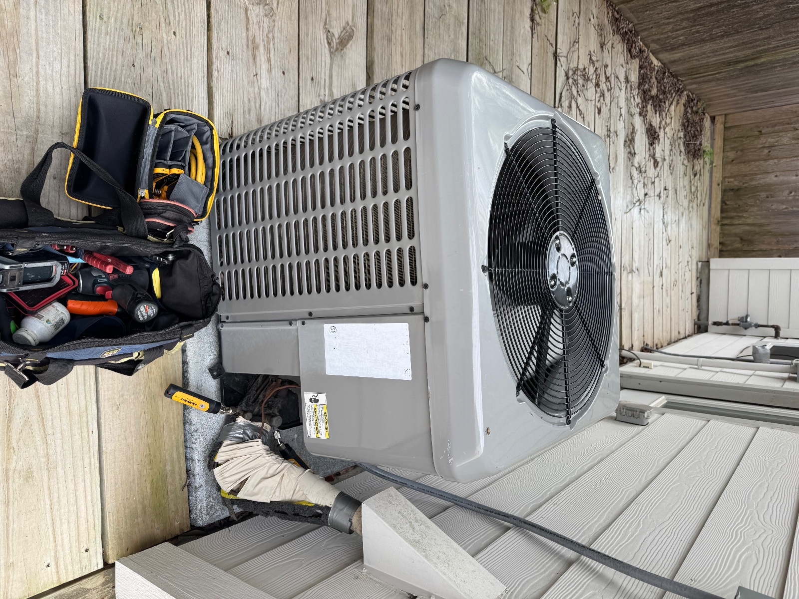 专业空调冷暖气维修、安装、检测 休斯顿冷暖水电-煤气-通管