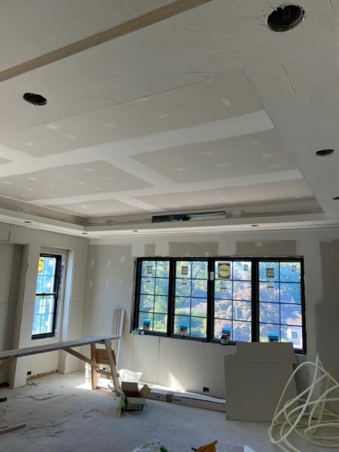 旭日门窗公司提供专业门窗安装换新服务