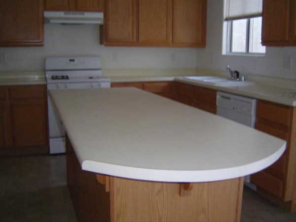 萬事通水電公司─王先生