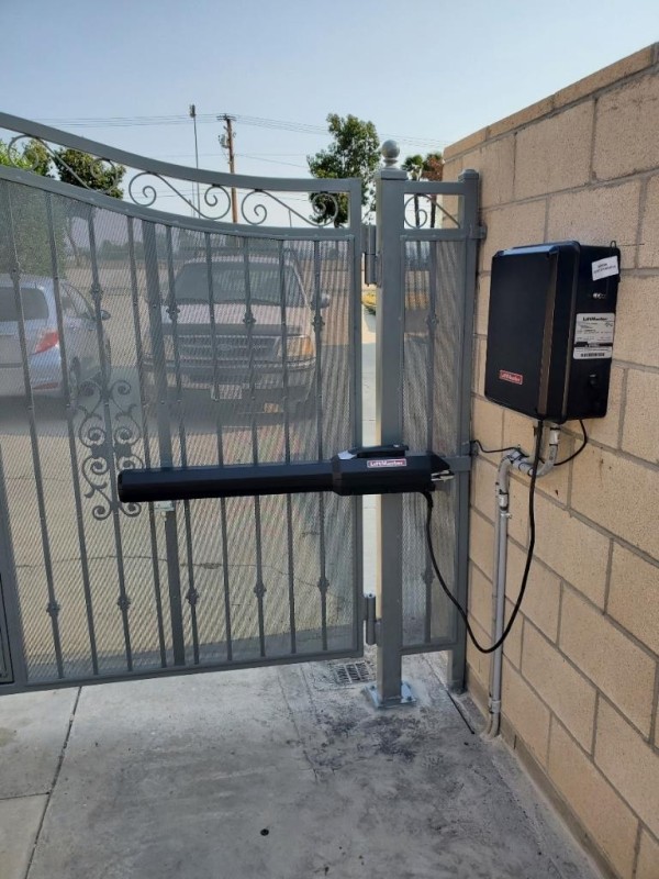 榮記專業安裝‧維修電動門馬達‧鐵門馬達