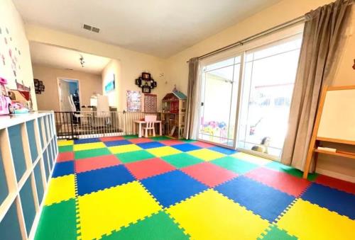 家心雙語幼兒園