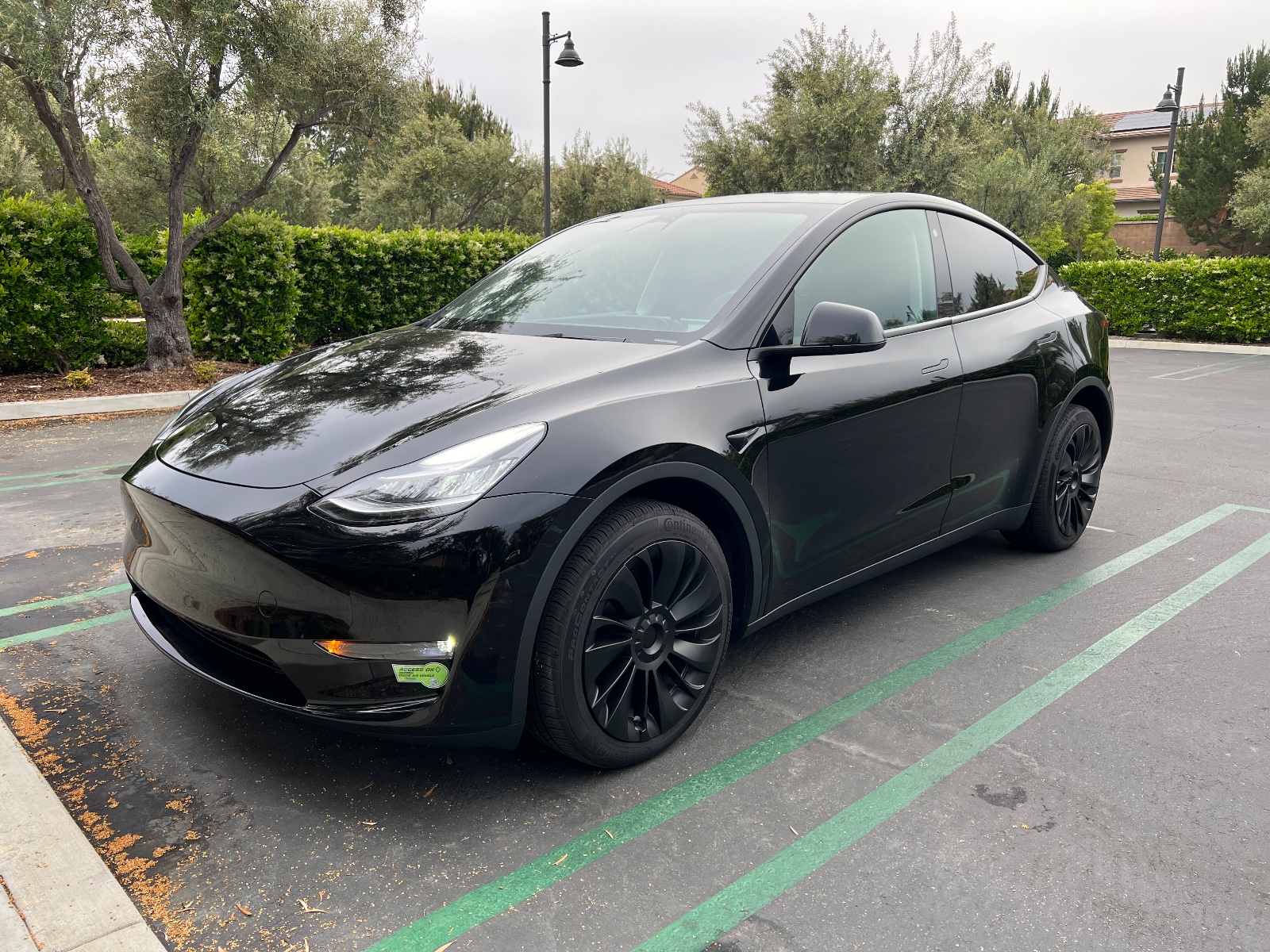 2023款特斯拉Model Y长距版5座四驱SUV