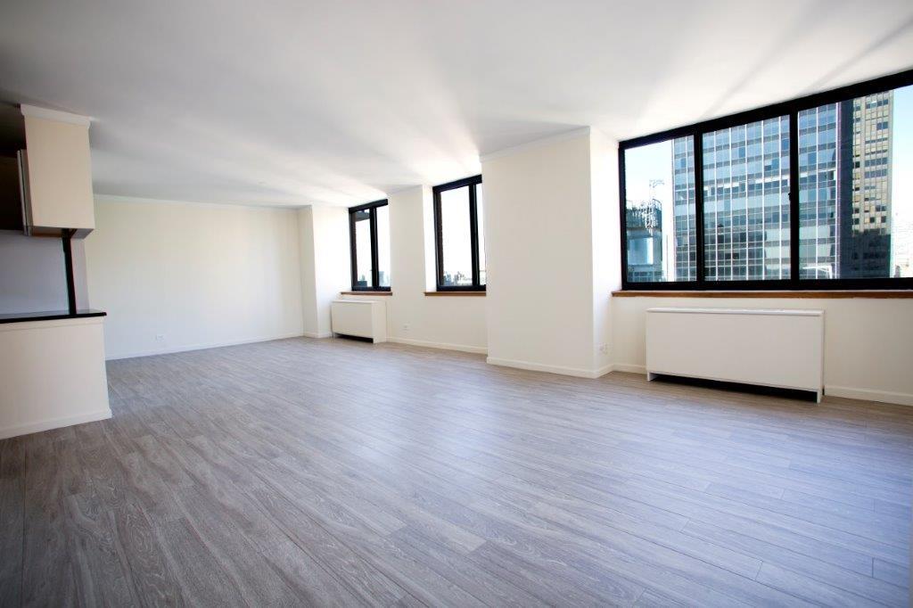 High floor Extra Large 2BR/3BA with views