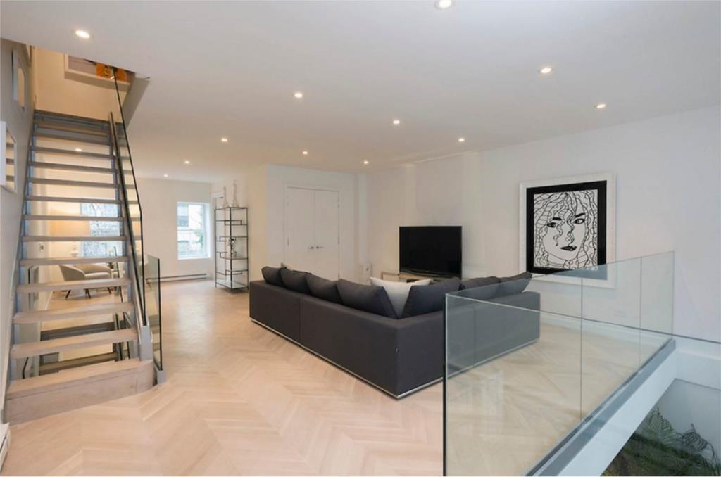 AMAZING 1-FAMILY FOR SALE - NEW YORK, EAST VILLAGE