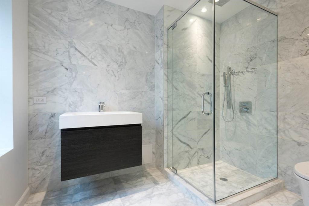 189 E 7th Street 出售/出租