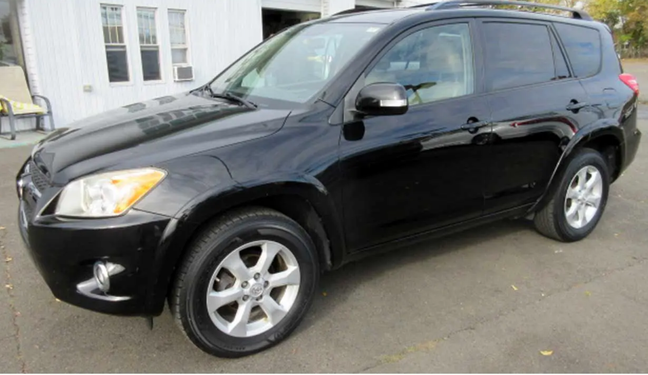 2010 Toyota RAV4 Limited 4WD priced at 9,800