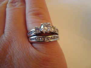 1：LADIES BRIDAL RING - $850