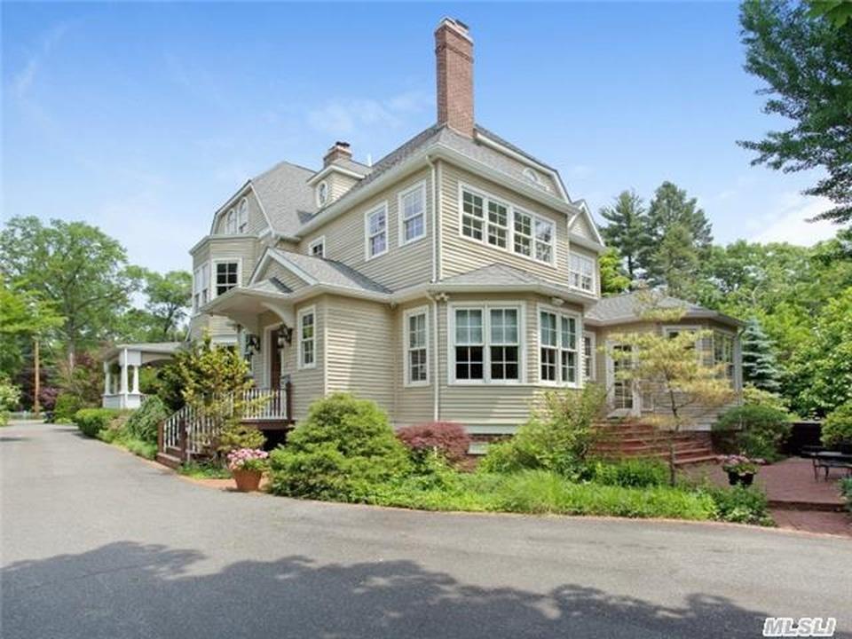 Recreated 1890 Victorian 30 miles NYC