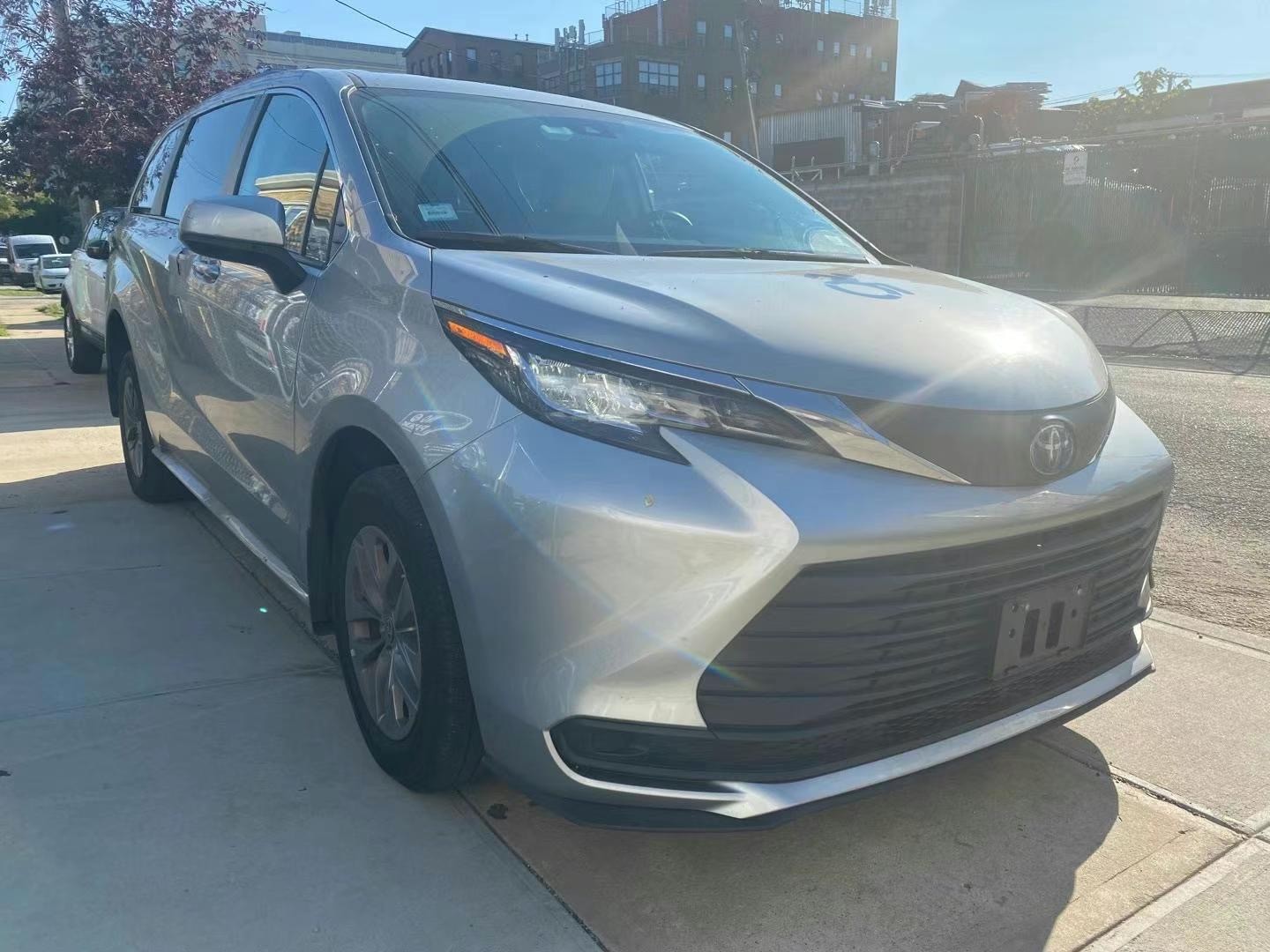 ‼ ️The gas-electric hybrid wheelchair is here‼ ️ 2022 TOYOTA Sienna LE