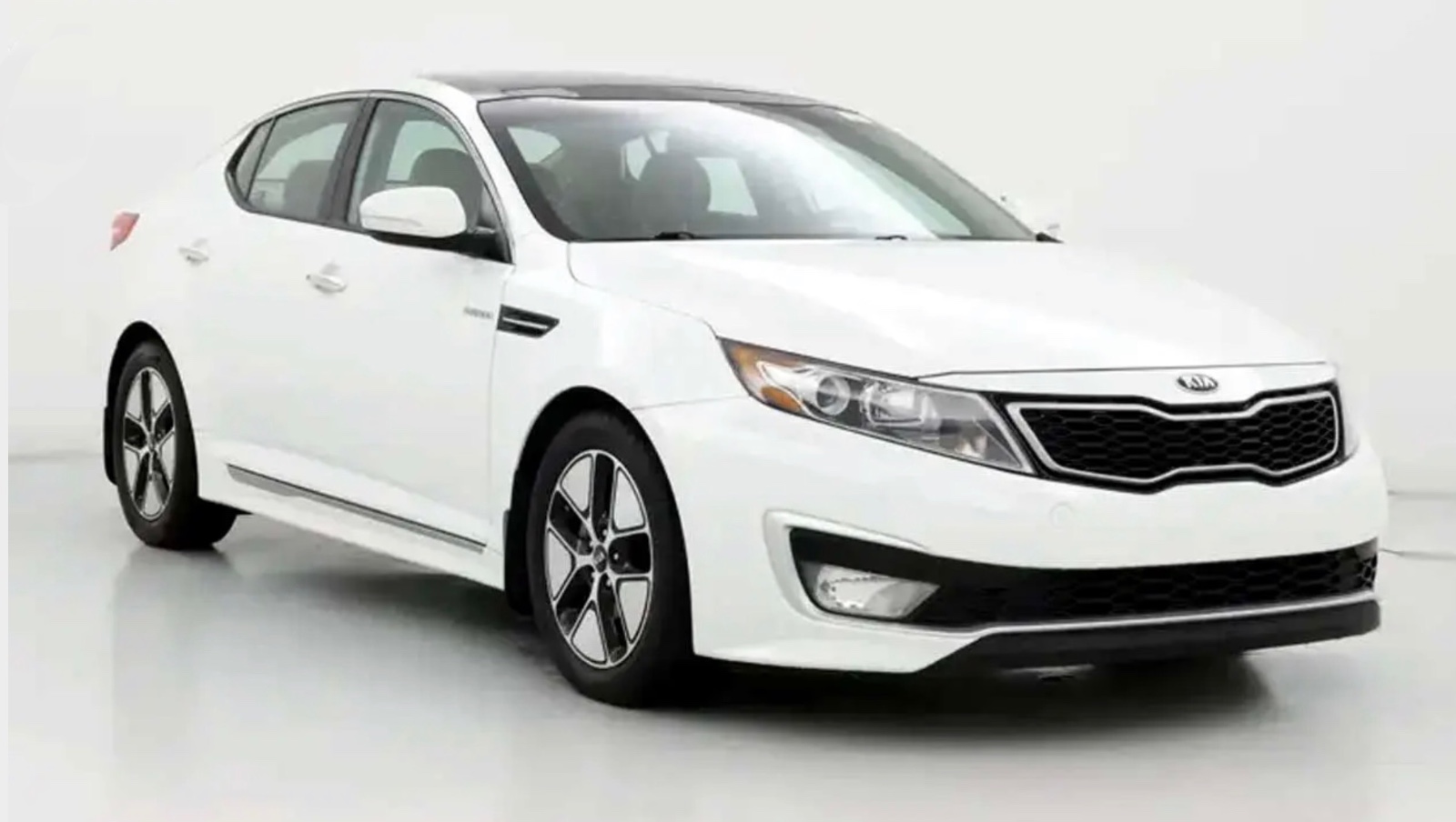 2015 Kia Optima Hybrid Kia gasoline-electric hybrid sedan, priced at 10,850