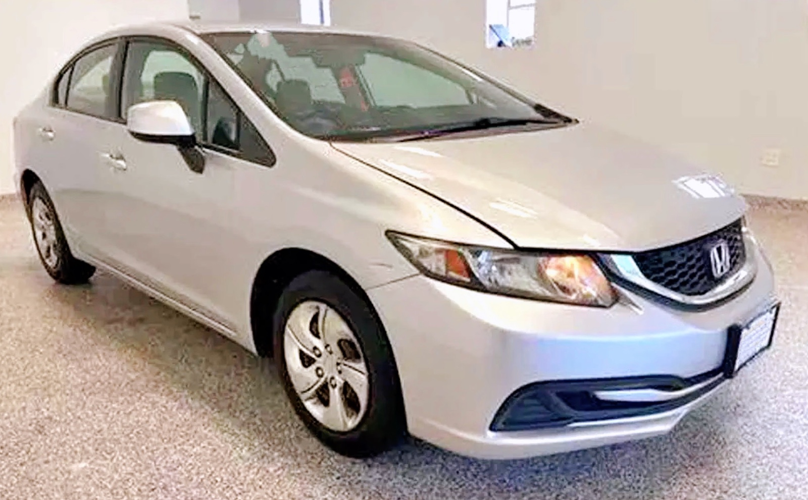 2013 Honda Civic first owner, no accidents, priced at 10,850