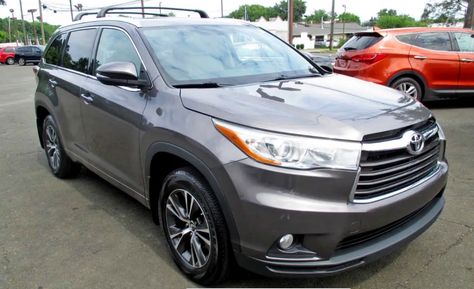 2016 Toyota Highlander XLE Toyota SUV seven seats priced at 19,500