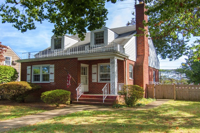 （公展）203 Brompton Rd - 11/10 下午2-4点（周日）