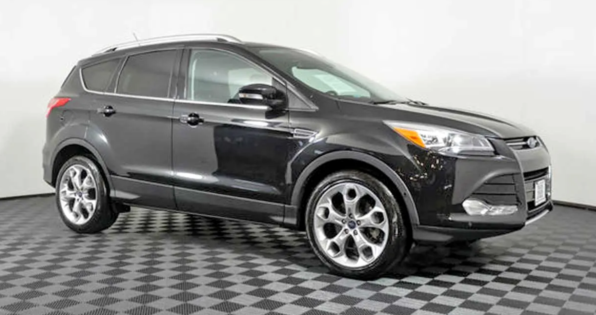 2015 Ford Escape 4WD SUV priced at 11,650