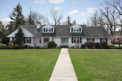 （公展）380 Stewart Ave 11/10 中午12-2点（周日）