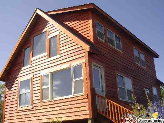 豪華建設一家庭