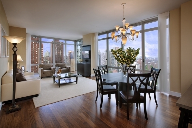 紐約金融区豪华高层住宅楼出售